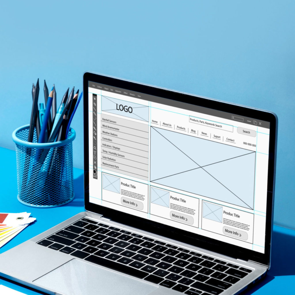 Photo d'un écran avec un wireframe pour réussir la refonte de son site internet.